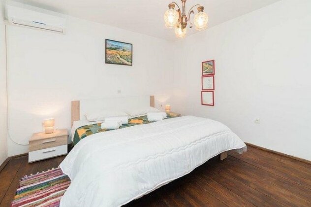 Holiday Home Ana 474 - Photo2