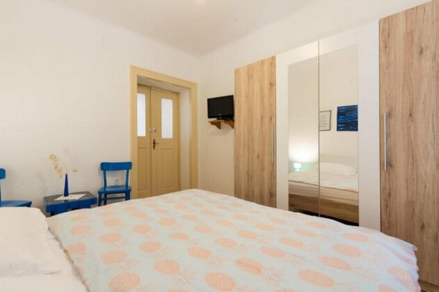 Holiday Home Nina Pula - Photo4