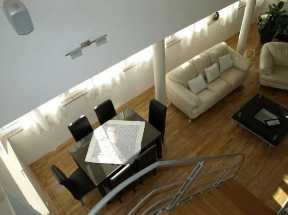 Nevenm - Photo4