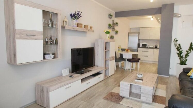 Spacious apartment Pula Istria County - Photo2