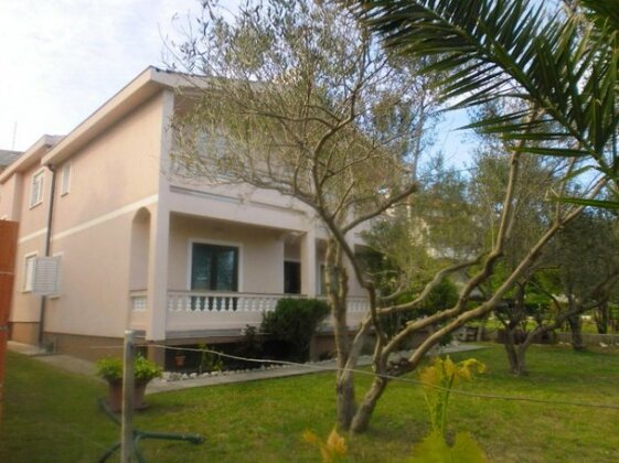 Apartment Banjol Rab - Photo2