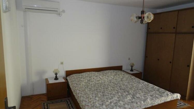 Apartments and Studios Vinko - Photo2