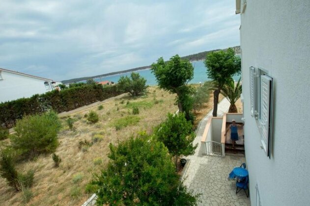 Apartments Frane Rab - Photo2