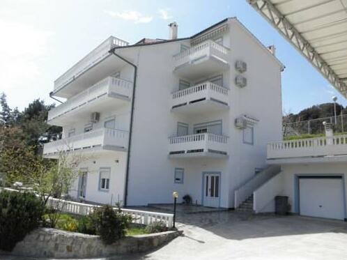 Apartments Ivana Rab - Photo2