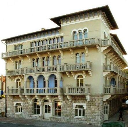 Arbiana Heritage Hotel