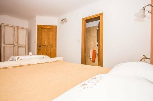 Bed and Breakfast Kamenjak 2855 - Photo3