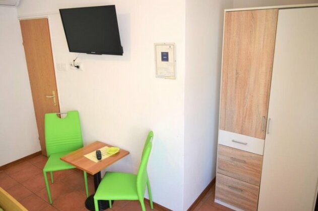 Guest House Vilma - Photo3