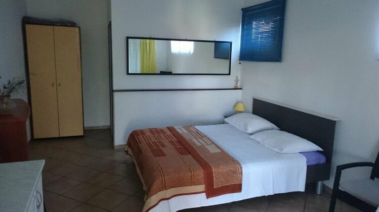 Guest House Violeta - Photo3