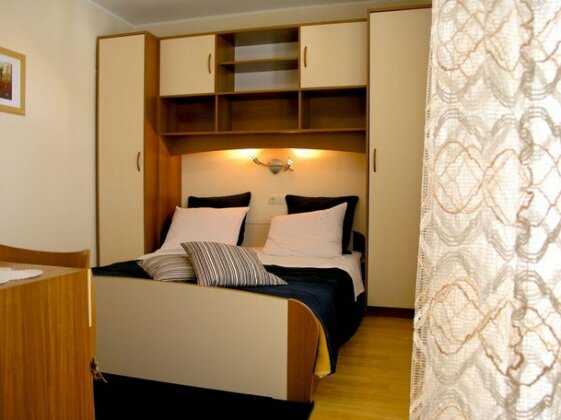 House Rozi - Photo3