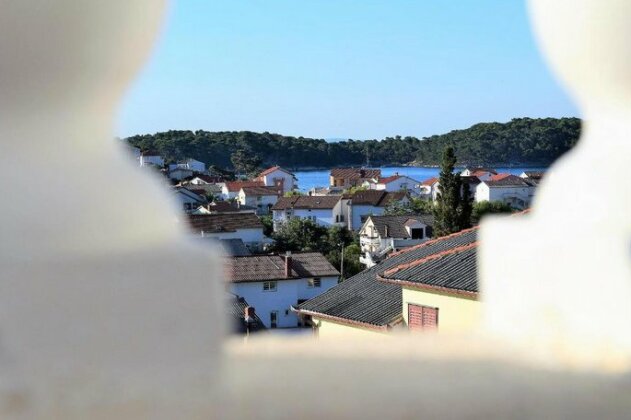 Ivy Loft with Sea View - Photo2