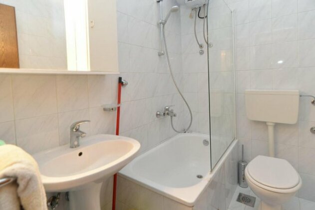 Apartments Rabac 828 - Photo3