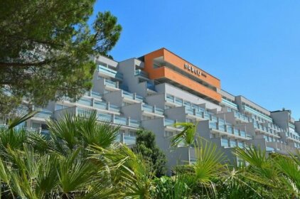 Hotel Narcis - Maslinica Hotels & Resorts