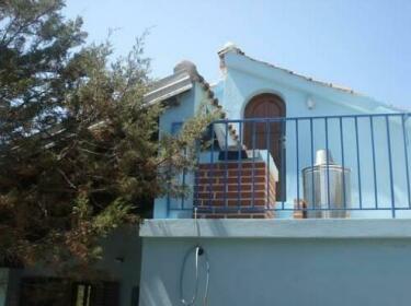 Dove's house