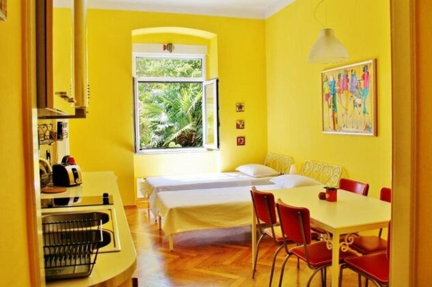 Apartment Colors of Life - Photo2