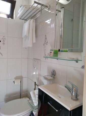 Central Zagrad Apartment - Photo3