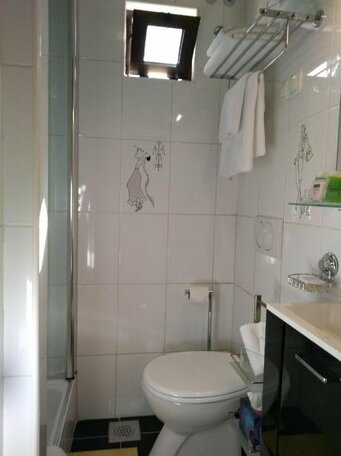Central Zagrad Apartment - Photo5