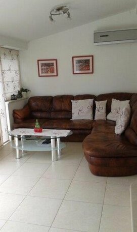 Lovro Apartmani - Photo2
