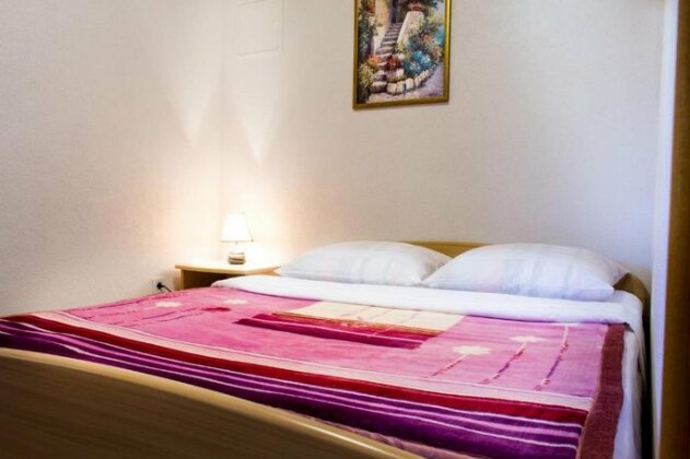 Apartman Kristina Risika - Photo4