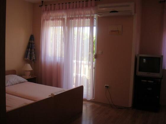 Apartments Crnjac - Photo3