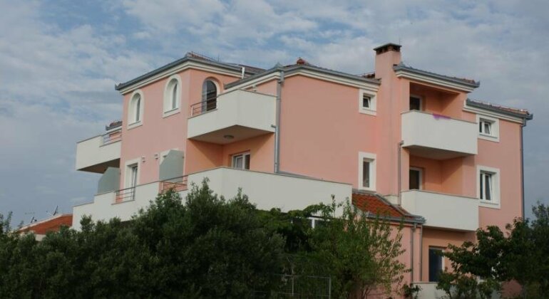 Apartments Villa Rosina