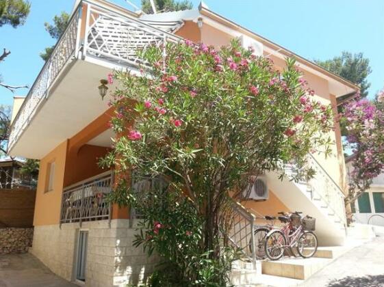 Holiday Home Milenka - Photo2