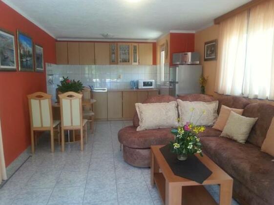 Holiday Home Milenka - Photo5