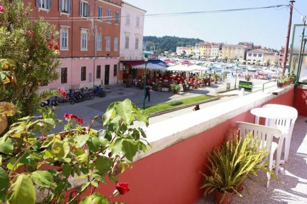 Apartment With one Bedroom in Rovinj With Wonderful sea View Furnished Terrace and Wifi - 100 m Fr