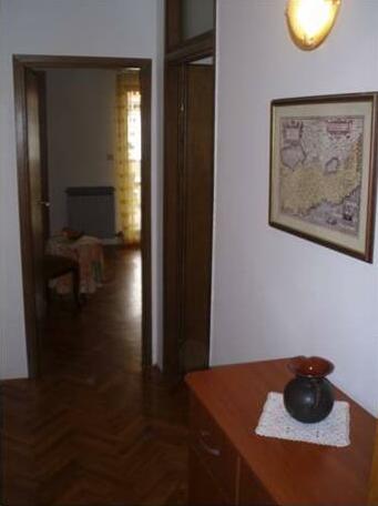 Apartments and Rooms Irena - Photo2