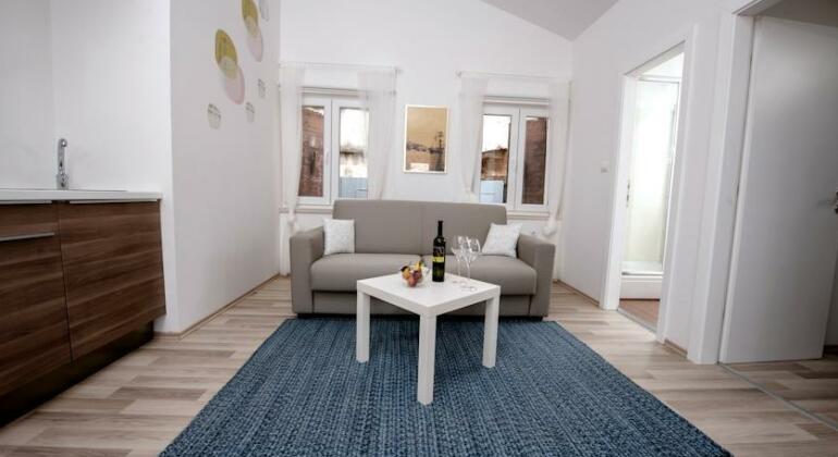 Apartments La Casa di Loreto - Photo4