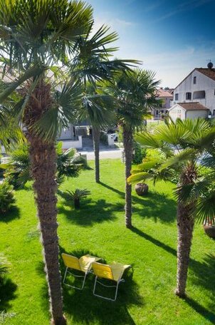 Apartments Palm View - Photo2