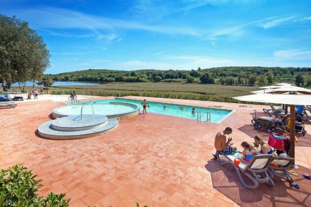 Canvas Holidays Val Saline - Photo3