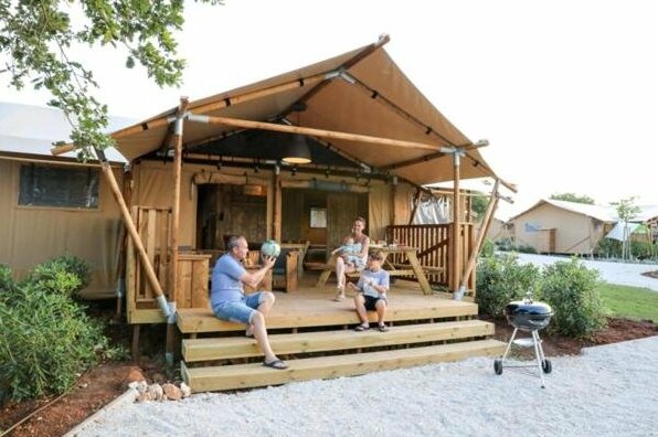 Canvas Holidays Val Saline - Photo4