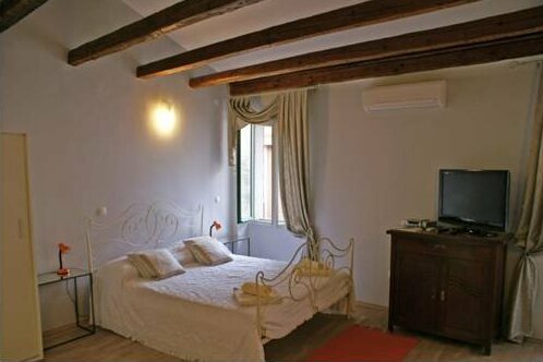 Casale Studios - Photo4
