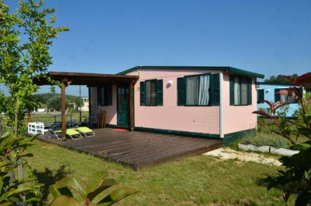 Flores Mobile Homes - Photo4