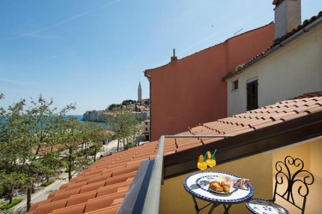 Valdibora Sea View Residence