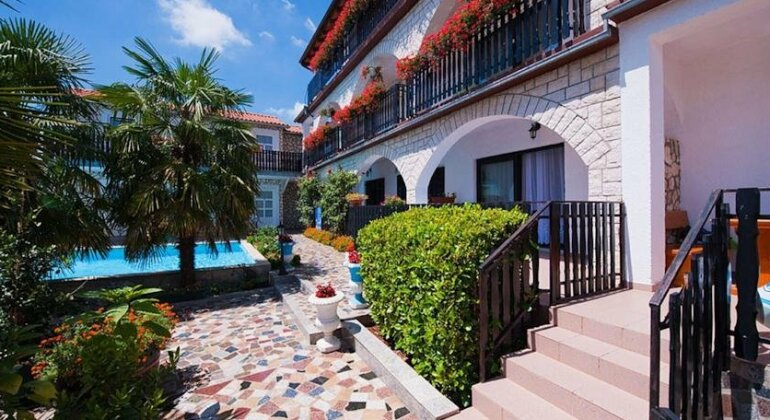 Apartments Paradis - Photo2