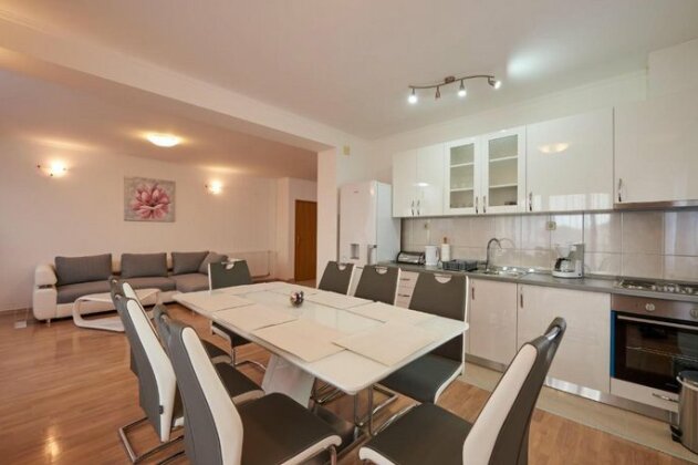 Apartman Sunny Seget Donji - Photo2