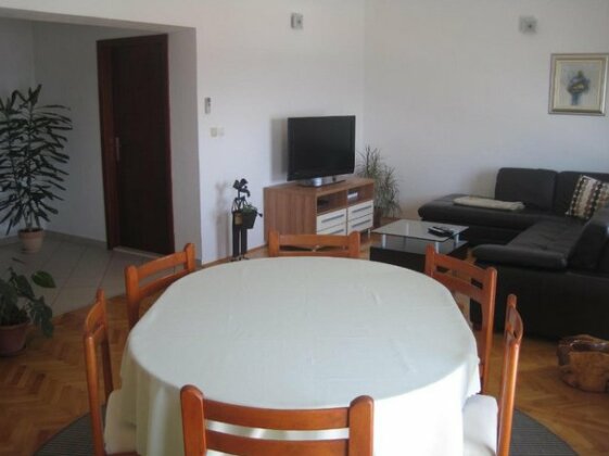 Apartments Marin Seget Donji - Photo3