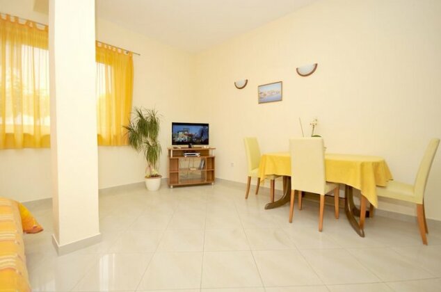 Apartments Roza - Photo5