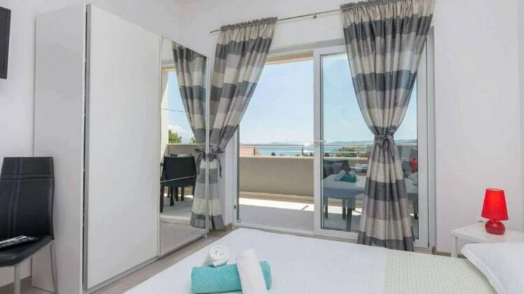 Apartments with a parking space Seget Vranjica Trogir - 12476 - Photo3