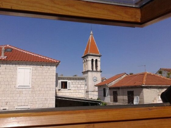  Photo 4