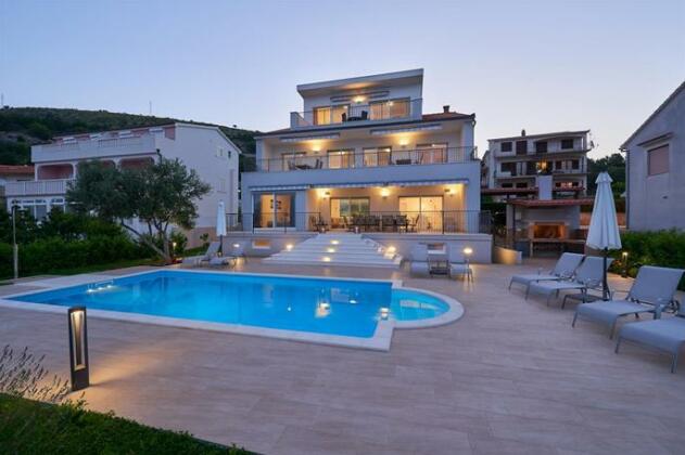 Villa Mila Trogir - Photo3