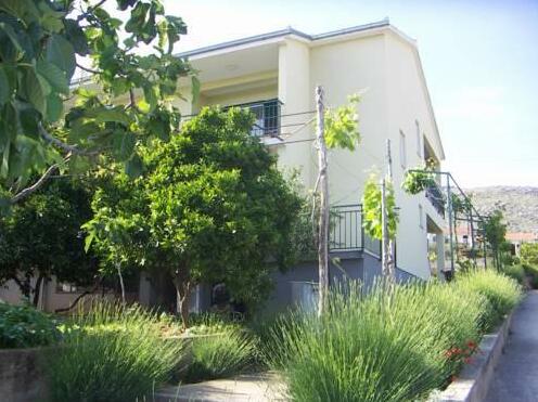 Angelina Apartments Seget Vranjica - Photo4