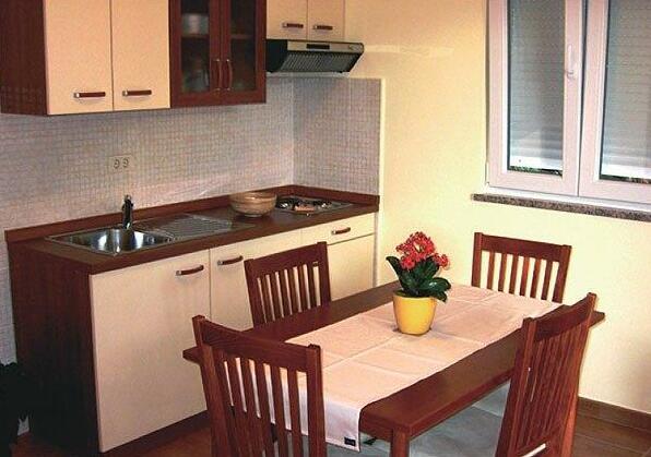 Apartments Stina - Photo4