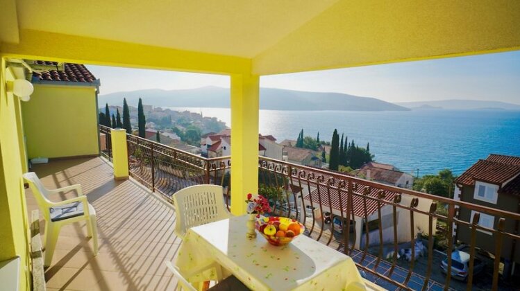 Sunset apartments Seget Vranjica - Photo2