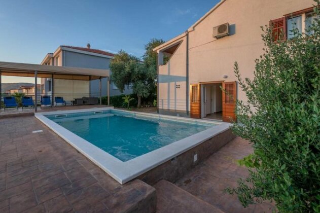 Villa Lahor with private pool - Photo5