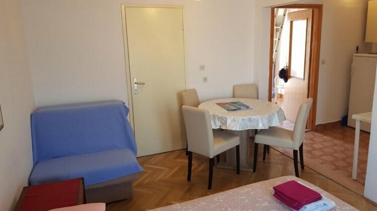 Apartment Katica Selce - Photo2