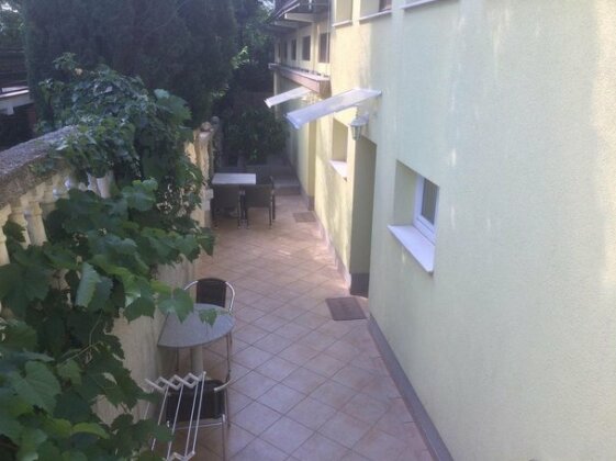 Guest House Sidro - Photo2