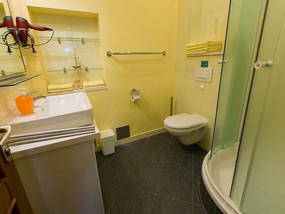 Interhome - Patrizia Classic - Photo5