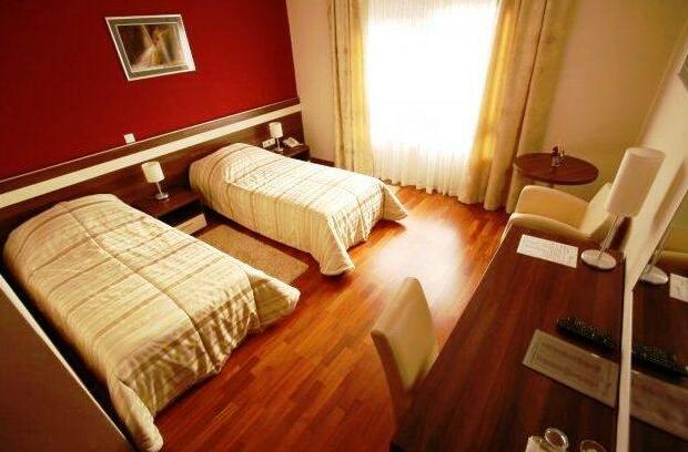 Hotel Degenija - Photo4